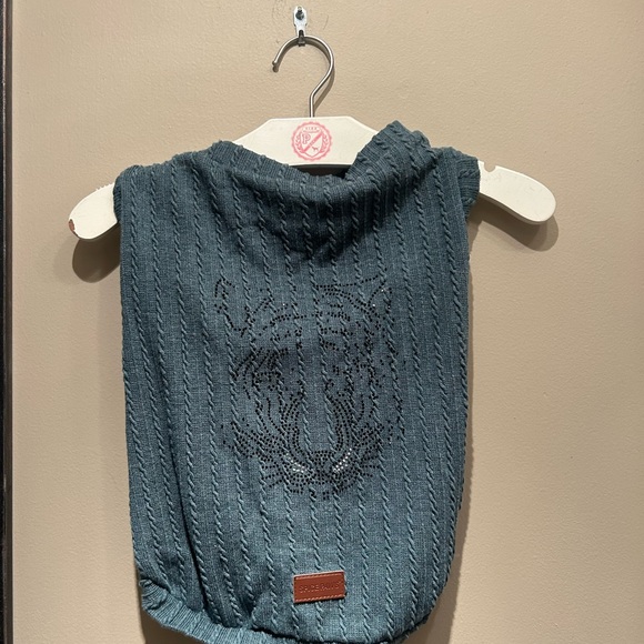 Dog 5 piece sweatshirt shirt lot size xxl but fit a normal size medium 17-29 lbs - Picture 8 of 8